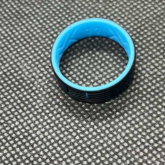 Patriotic American Flag Silicone Ring, Unisex, Comfort Fit - Picture 3 of 4